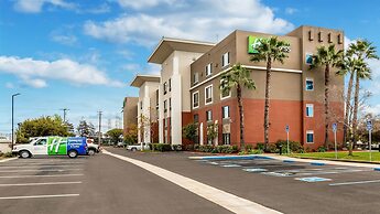 Holiday Inn Express Fremont-Milpitas Central, an IHG Hotel