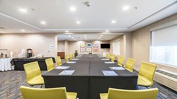 Holiday Inn Express Fremont-Milpitas Central by IHG