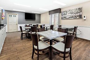 Quality Inn Decatur River City