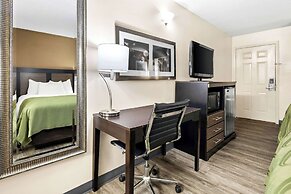 Quality Inn Decatur River City