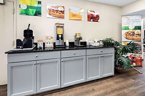 Quality Inn Decatur River City