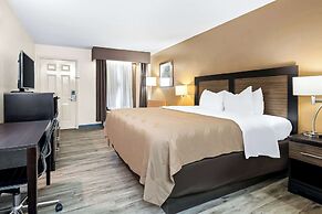 Quality Inn Decatur River City