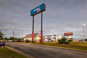 Motel 6 Tuscaloosa, AL – University