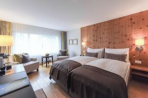 Adula Hotel