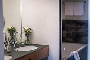 Adula Hotel
