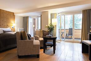 Adula Hotel