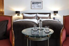 Adula Hotel