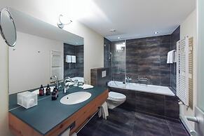 Adula Hotel
