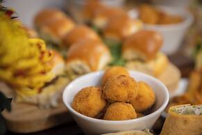 Clayton Hotel Silver Springs