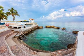 Cozumel Hotel & Resort, Trademark Collection by Wyndham