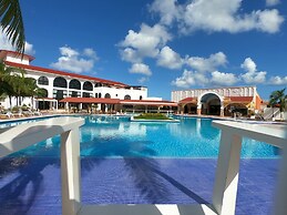 Cozumel Hotel & Resort, Trademark Collection by Wyndham