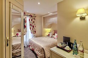 Hotel Queen Mary Paris