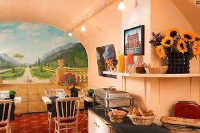 Hotel Queen Mary Paris