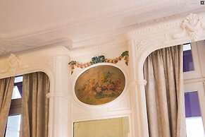 Hotel Queen Mary Paris