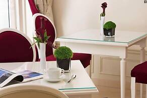 Hotel Queen Mary Paris