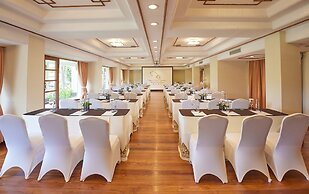 Nusa Dua Beach Hotel and Spa - Handwritten Collection