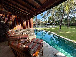 Nusa Dua Beach Hotel and Spa - Handwritten Collection