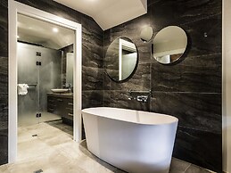 Grand Mercure Puka Park Resort