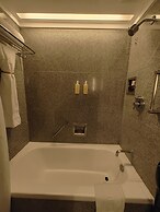 Hotel Marine Plaza Mumbai