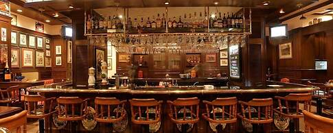 Hotel Marine Plaza Mumbai