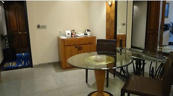 Hotel Marine Plaza Mumbai