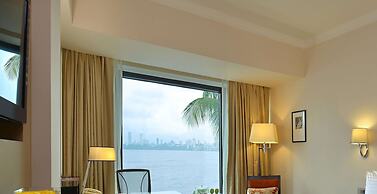Hotel Marine Plaza Mumbai