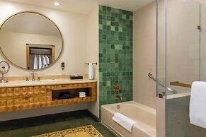 Los Suenos Marriott Ocean & Golf Resort