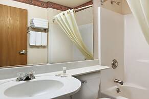 Microtel Inn & Suites by Wyndham Albuquerque West