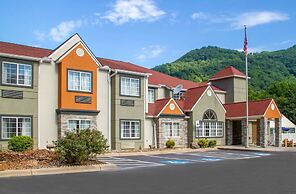 Quality Inn & Suites Maggie Valley - Cherokee Area