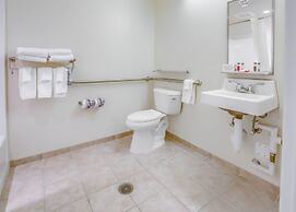 Microtel Inn & Suites by Wyndham Gulf Shores