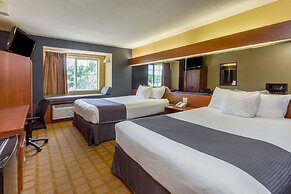 Microtel Inn & Suites by Wyndham Hillsborough