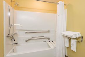 Microtel Inn & Suites by Wyndham Hillsborough