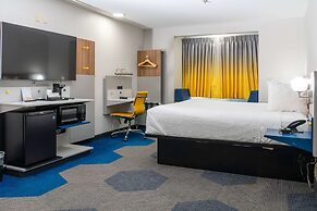 Microtel Inn & Suites by Wyndham Pigeon Forge