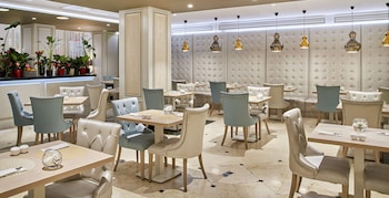 NH Collection Madrid Abascal