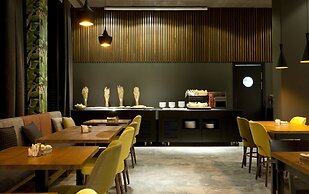 Hotel Malcom and Barret