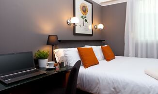 Hotel Malcom and Barret