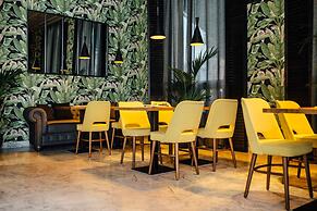 Hotel Malcom and Barret