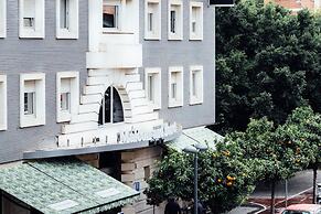 Hotel Malcom and Barret