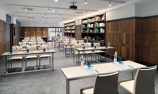 H10 Puerta de Alcalá