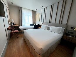 H10 Puerta de Alcalá