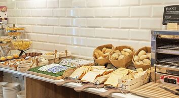 NH Barcelona Les Corts