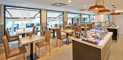 NH Barcelona Les Corts