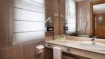 NH Castellón Mindoro Hotel