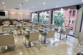 NH Castellón Mindoro Hotel