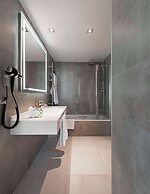 NH Collection Madrid Colón