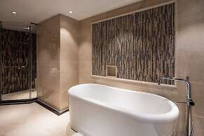 Beijing Continental Grand Hotel