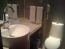 Beijing Continental Grand Hotel