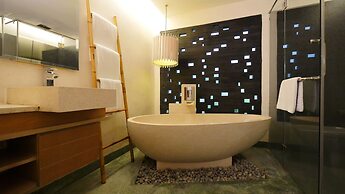 Cyberview Resort & Spa