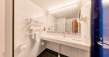 Tallink Express Hotel