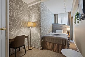Home Hotel Bastion